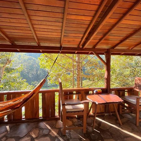 Friendly Homestay Lemukih Singaraja Zewnętrze zdjęcie