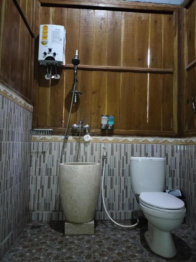 Friendly Homestay Lemukih Singaraja Zewnętrze zdjęcie