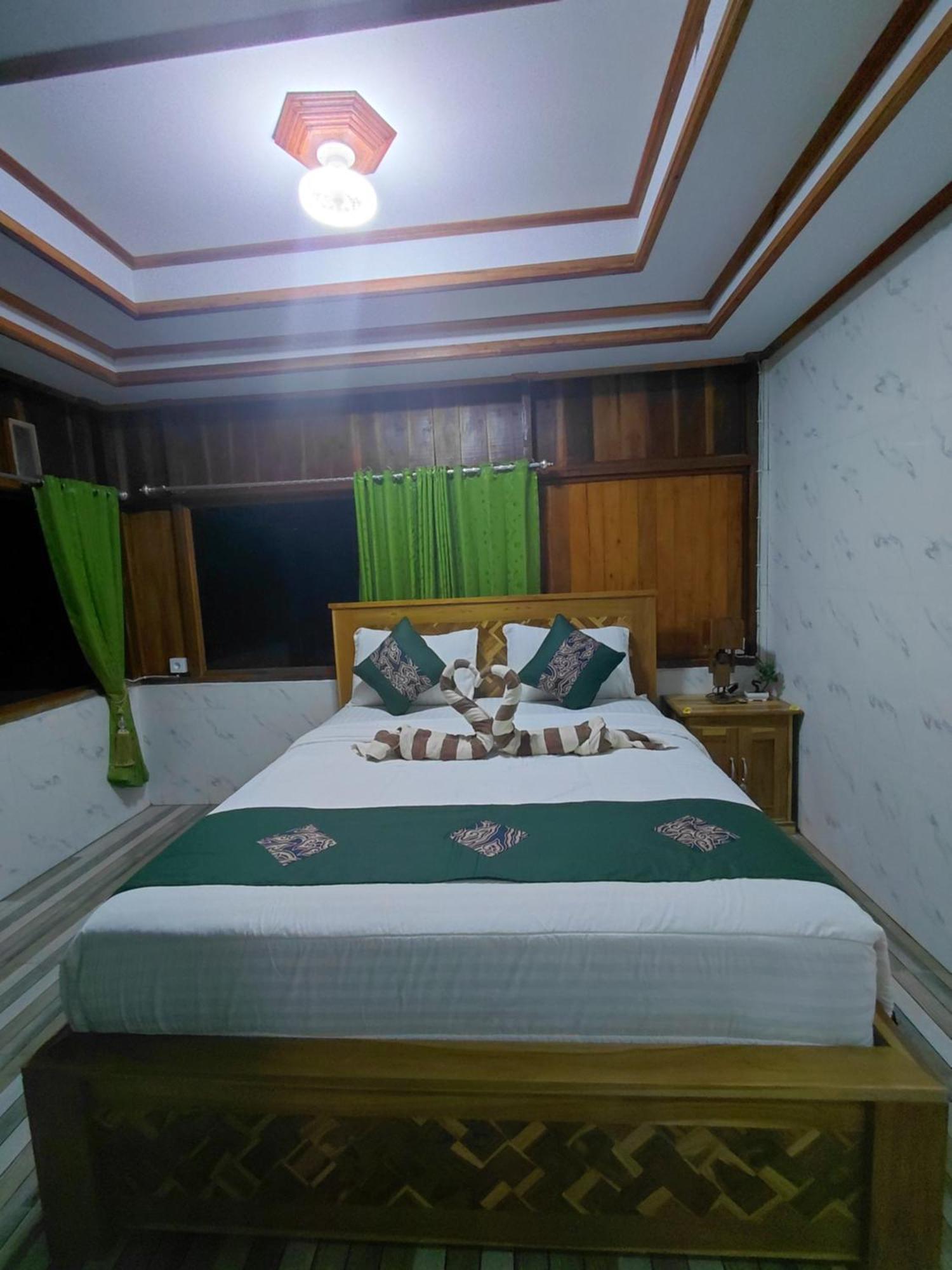 Friendly Homestay Lemukih Singaraja Zewnętrze zdjęcie