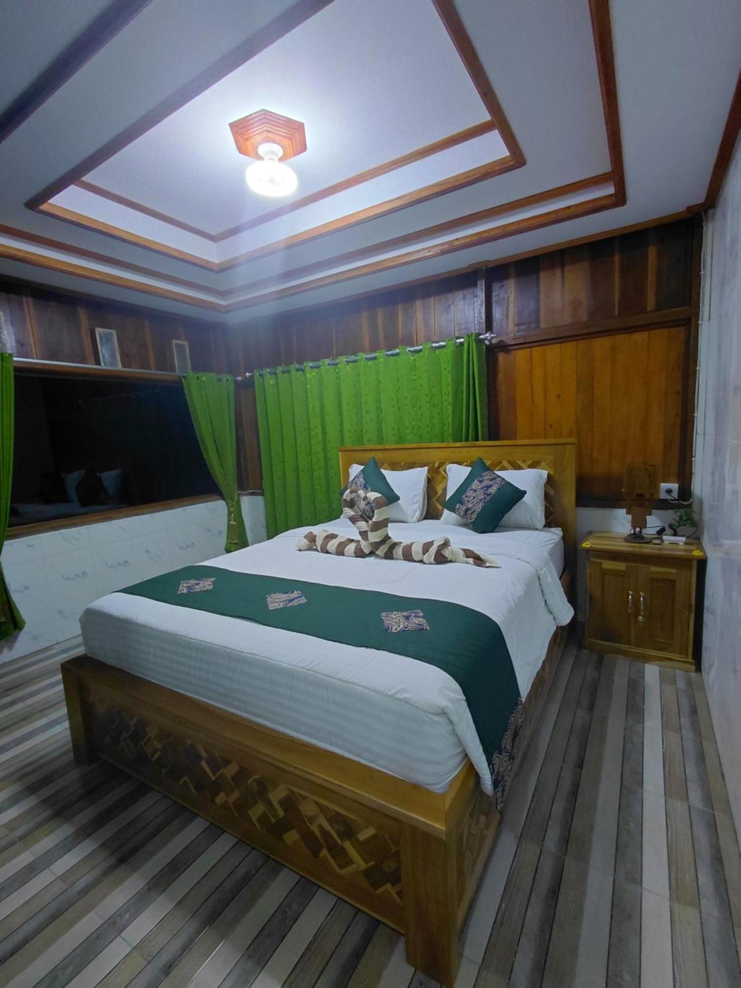Friendly Homestay Lemukih Singaraja Pokój zdjęcie