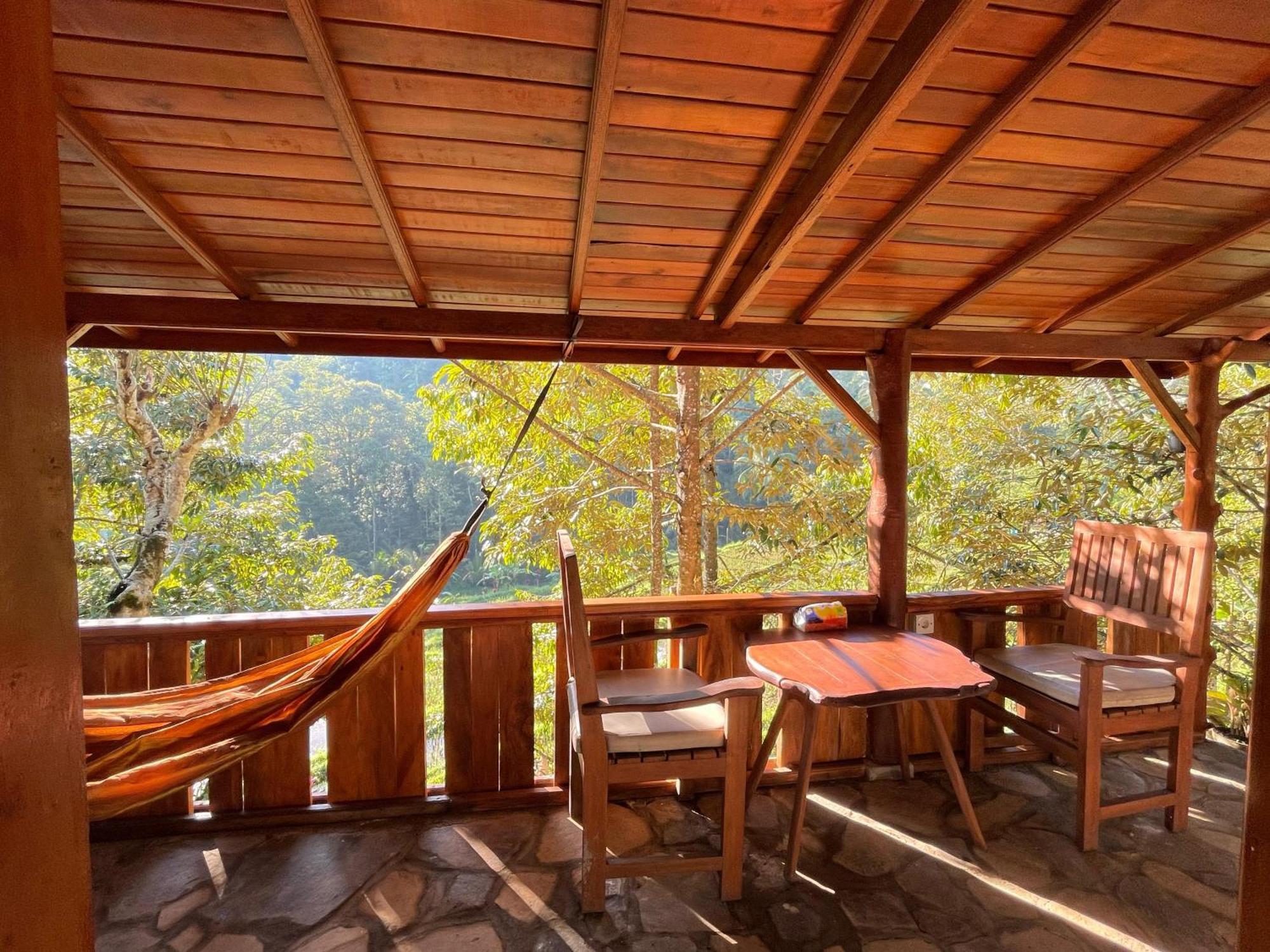 Friendly Homestay Lemukih Singaraja Zewnętrze zdjęcie